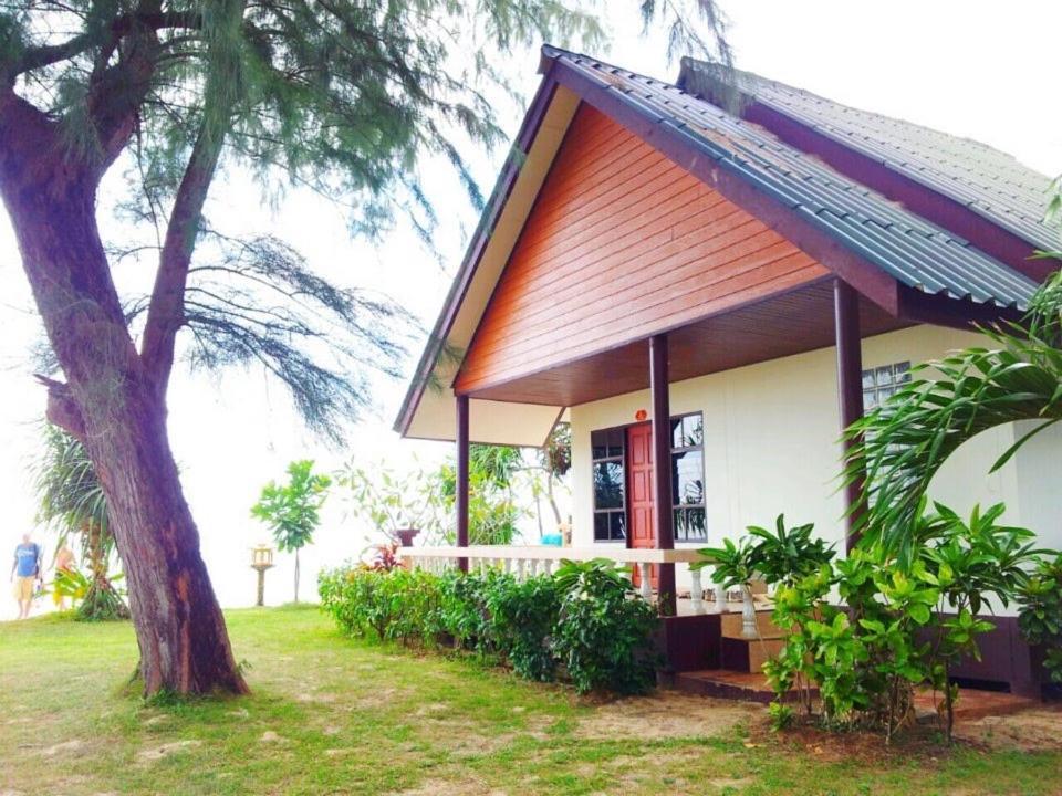 Klongdao Beach Resort Ko Lanta Extérieur photo