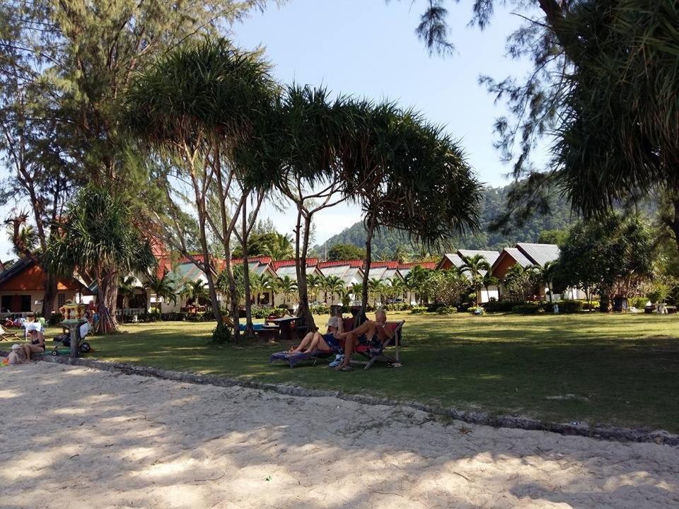 Klongdao Beach Resort Ko Lanta Extérieur photo