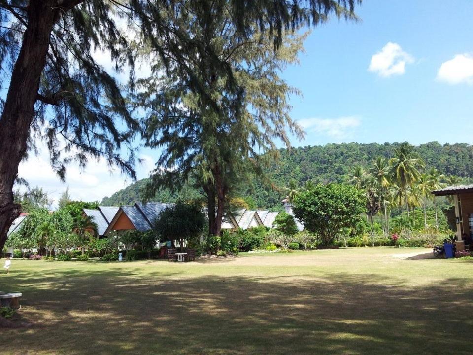 Klongdao Beach Resort Ko Lanta Extérieur photo