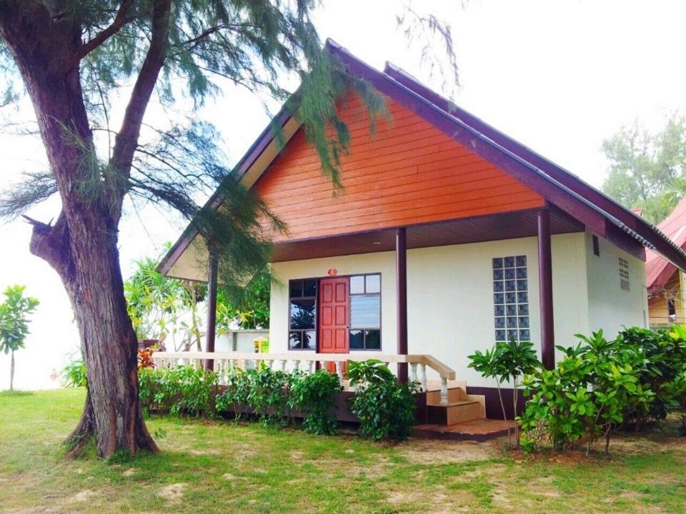 Klongdao Beach Resort Ko Lanta Extérieur photo