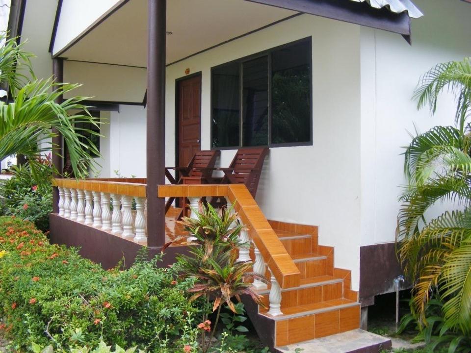 Klongdao Beach Resort Ko Lanta Extérieur photo