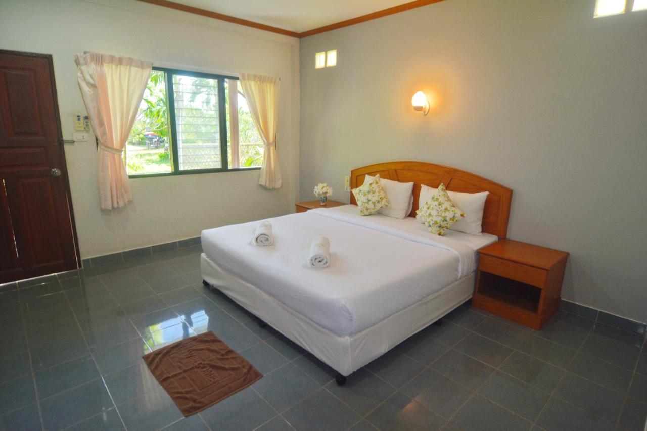 Klongdao Beach Resort Ko Lanta Extérieur photo