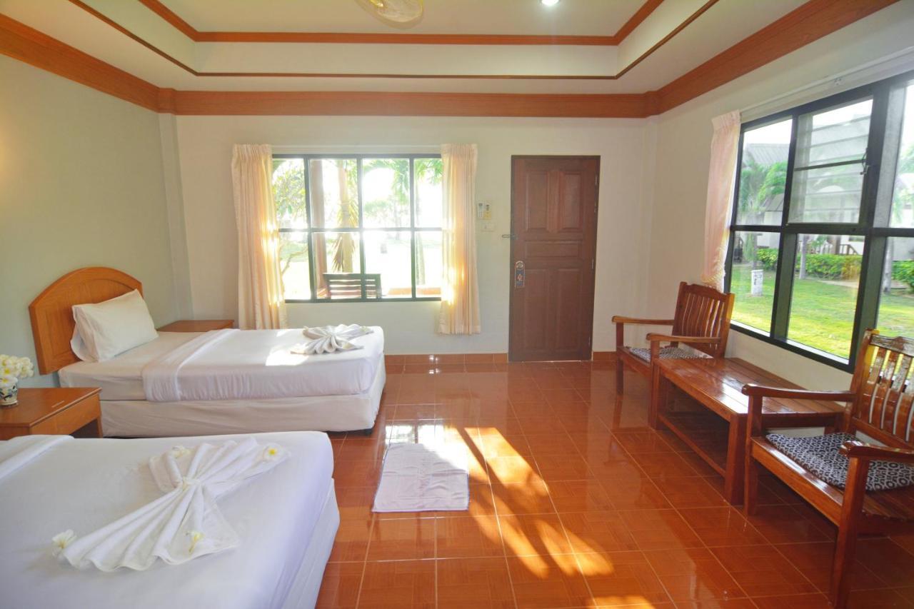 Klongdao Beach Resort Ko Lanta Extérieur photo